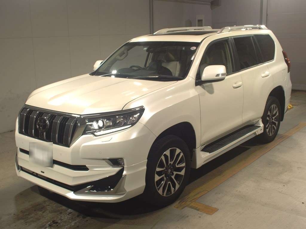 2021 Toyota Land Cruiser V8